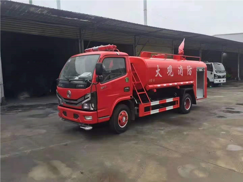 东风单排4吨消防洒水车