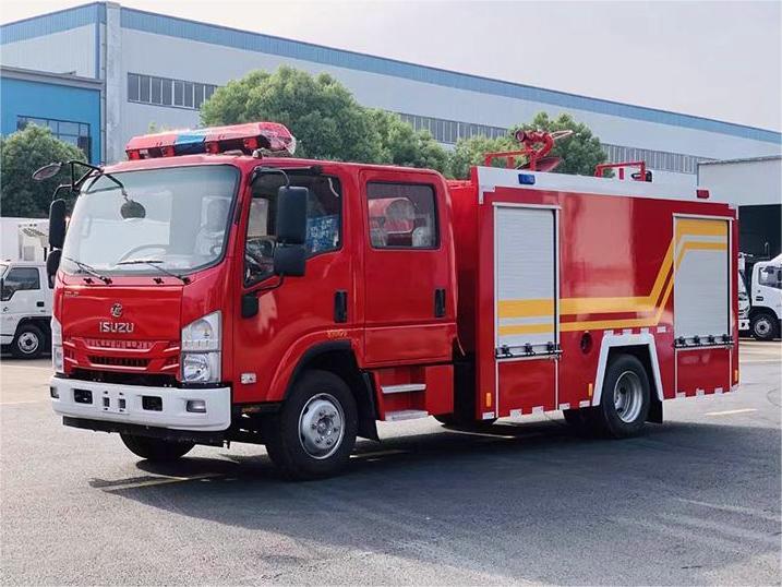 五十铃3.5吨水罐消防车