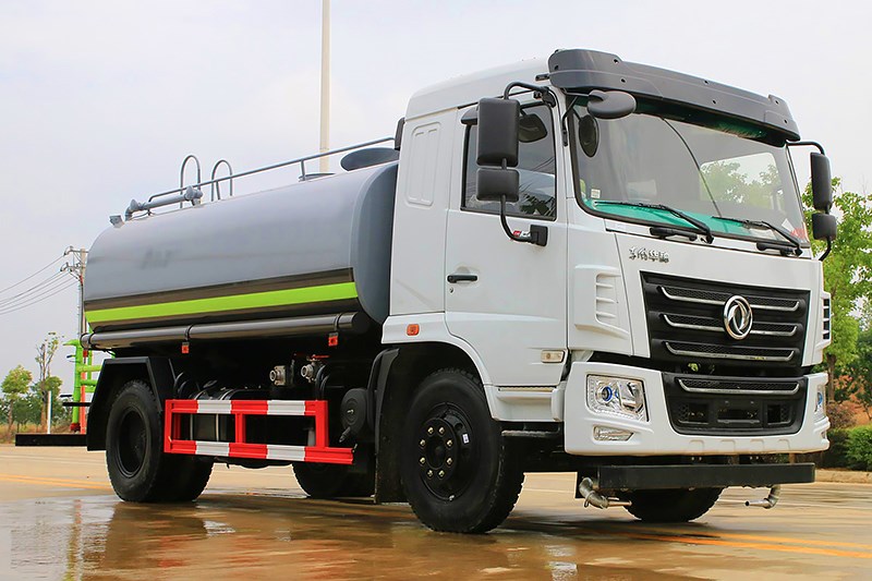国六华神F5 12-14吨洒水车