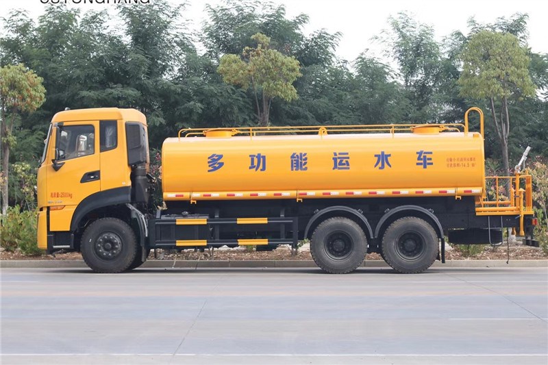 东风天龙后八轮20吨洒水车